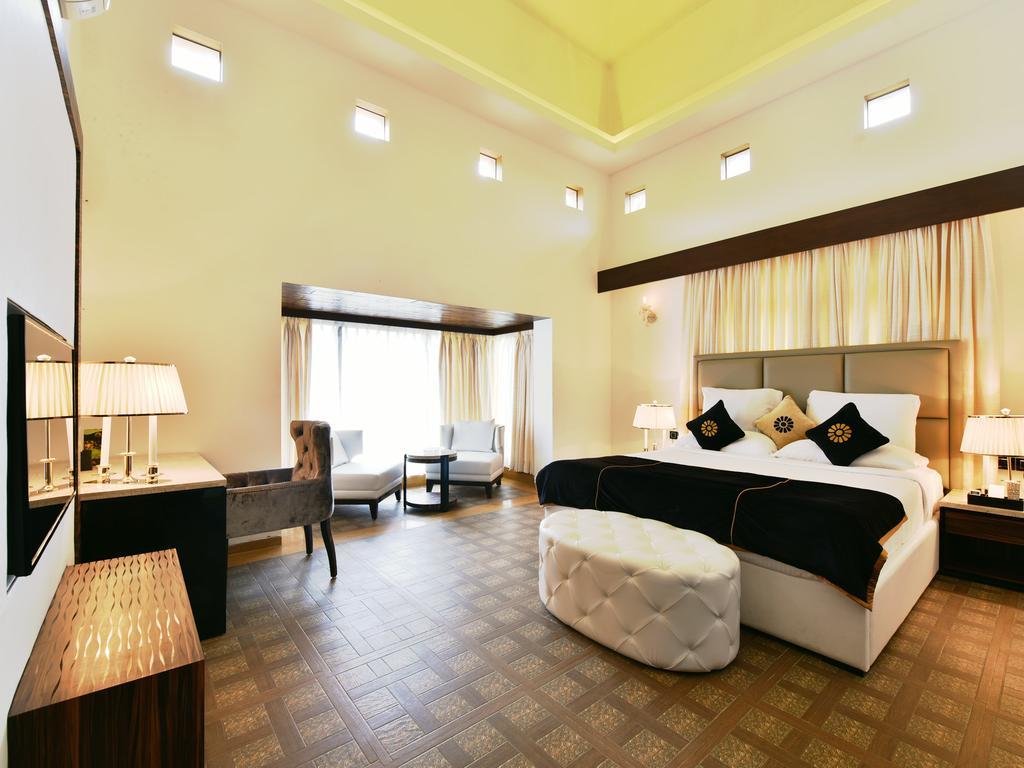 Della Resorts Лонавала Экстерьер фото