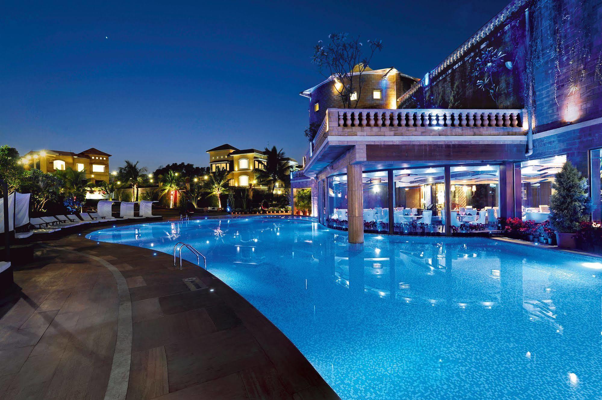 Della Resorts Лонавала Экстерьер фото